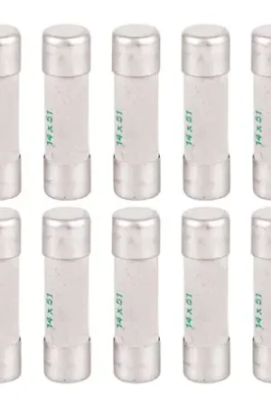 Affaire À Saisir Lot de 10 Fusibles industriels Type aM 14x51 mm sans percuteur 10A
