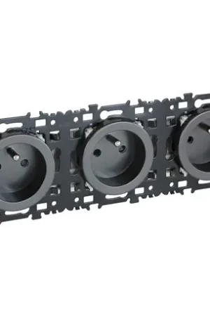 Usine Directe Prise 16A Triple 2P+T Vulcain