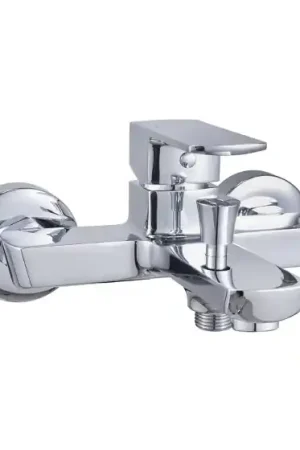 Haute Qualité Mitigeur bain-douche chromé design cubique - DOUR