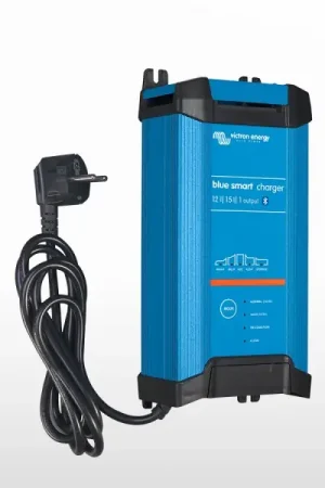 Promotion Chargeur Blue Smart IP22 12/15(3) 230V CEE 7/7 Victron (12V / 15A)